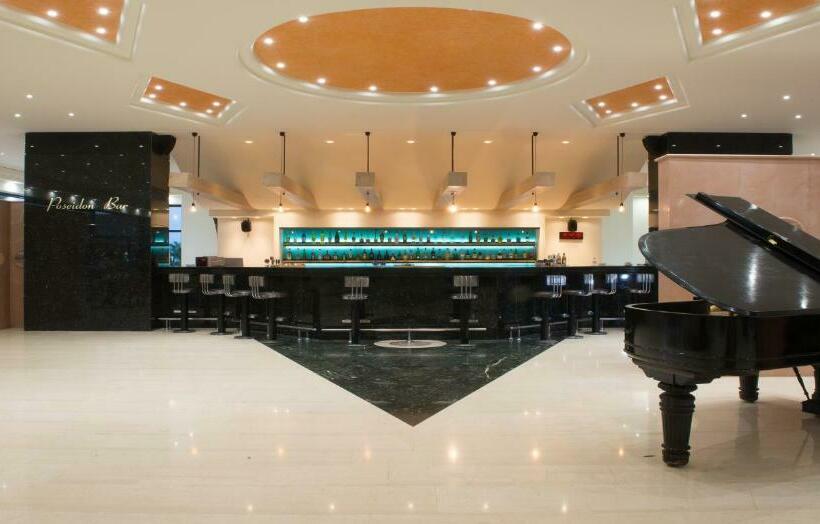 בית מלון כפרי Royal & Imperial Belvedere Resort