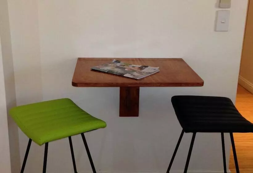 Hotelli Colonial Resort Noosa