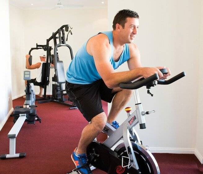 酒店 Colonial Resort Noosa