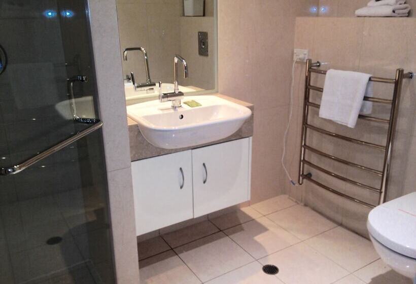 酒店 Colonial Resort Noosa