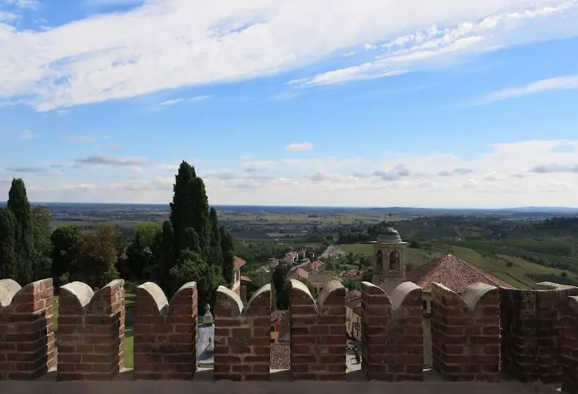 ベッドアンドブレックファースト Castello Di San Giorgio Monferrato