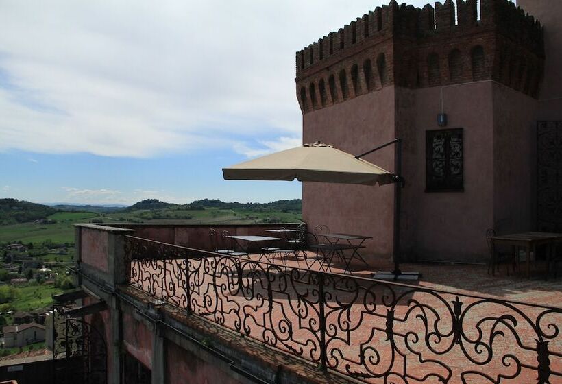 مبيت وإفطار Castello Di San Giorgio Monferrato