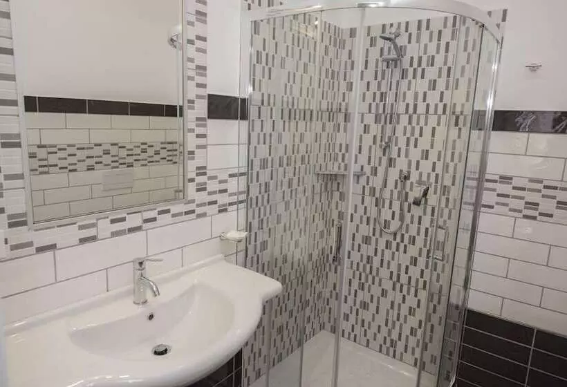 تختخواب و صبحانه Donna Rosa Accommodation