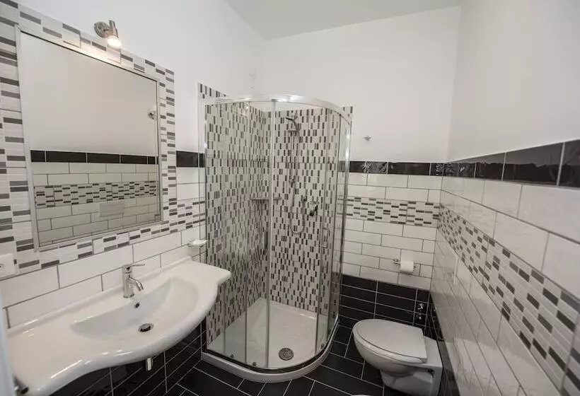 تختخواب و صبحانه Donna Rosa Accommodation