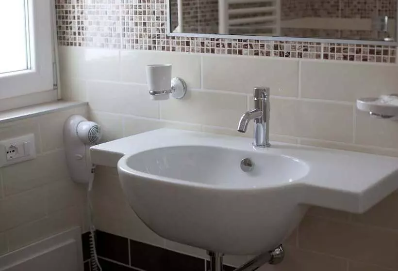 تختخواب و صبحانه Donna Rosa Accommodation