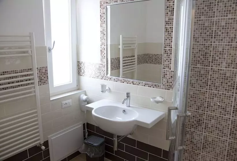 تختخواب و صبحانه Donna Rosa Accommodation