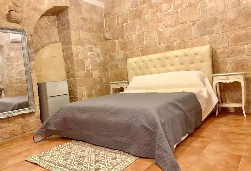 تختخواب و صبحانه Harbour House