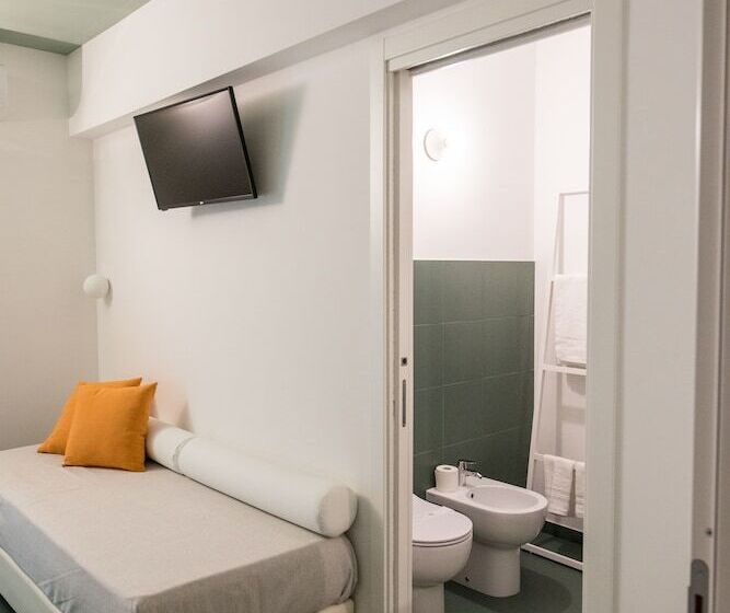 צימר Oikos Selinunte Guest House