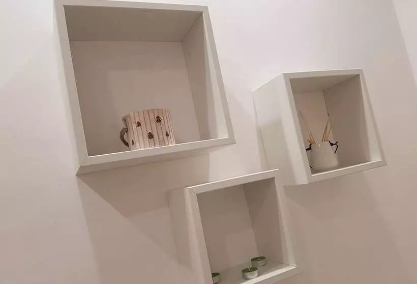 تختخواب و صبحانه Summer Rooms