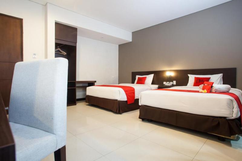 Grage Malang Hotel By Reddoorz