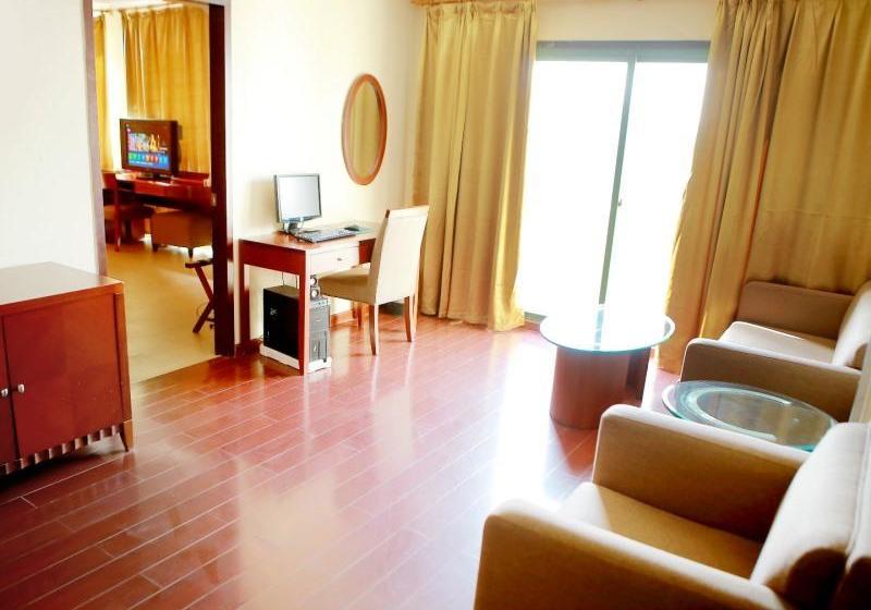 Отель Greentree Alliance Huzhou Nanxun Ancient Town