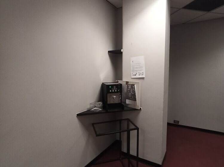 Le Case Della Ste   Hostel Grattacielo