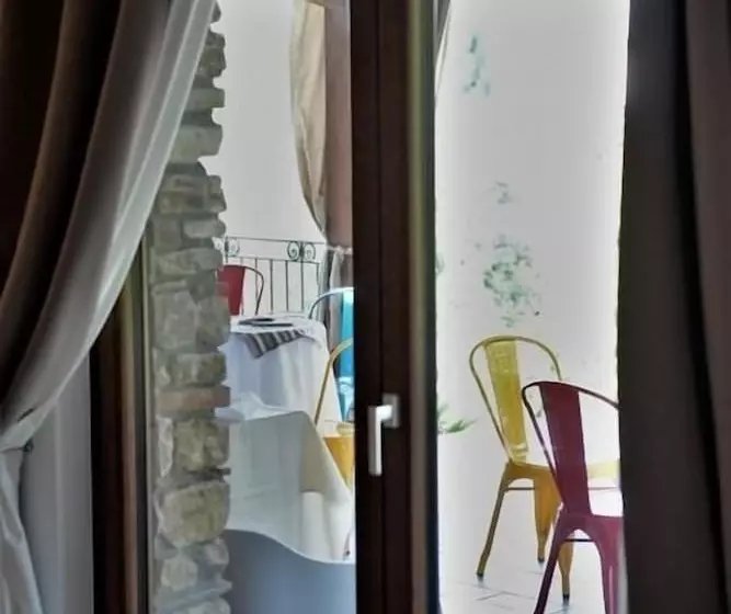 Aamiaismajoitus (B&B) Il Casale Della Gioia