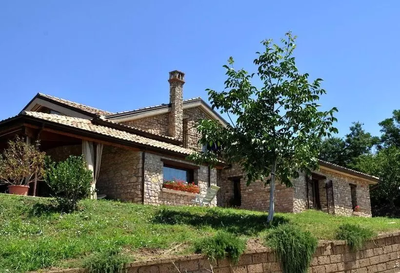 Aamiaismajoitus (B&B) Il Casale Della Gioia