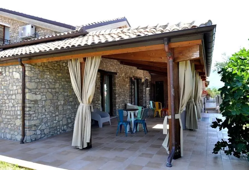 Aamiaismajoitus (B&B) Il Casale Della Gioia