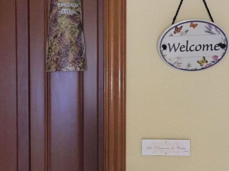 تختخواب و صبحانه La Dimora Di Vesta