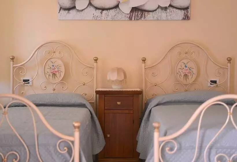 تختخواب و صبحانه La Locanda Francigena