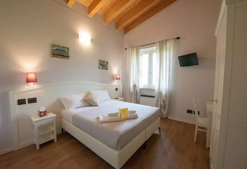 田舎風ホテル Le Bignele   Alloggio Agrituristico