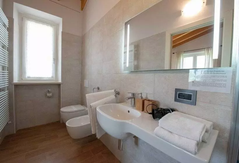 田舎風ホテル Le Bignele   Alloggio Agrituristico