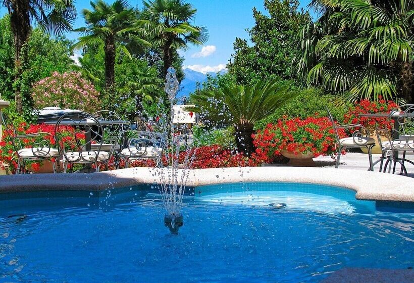 هتل Villa Delle Palme