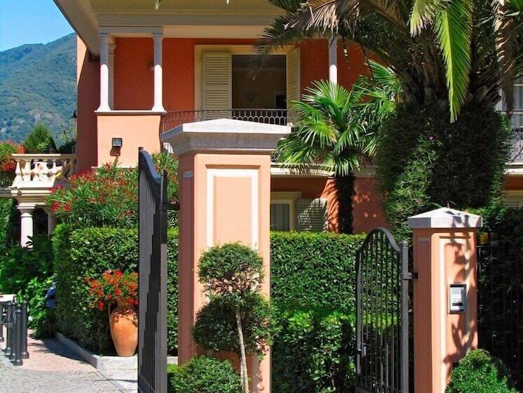 هتل Villa Delle Palme