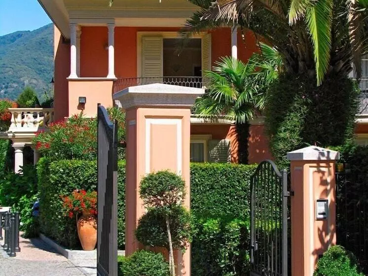 هتل Villa Delle Palme