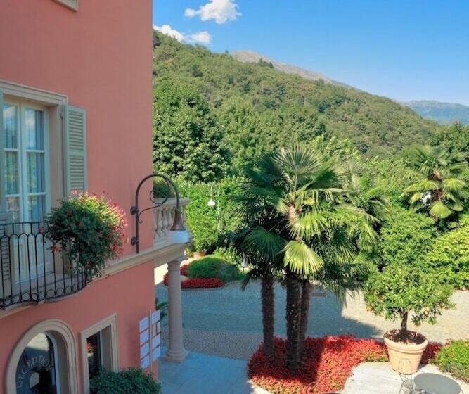 هتل Villa Delle Palme