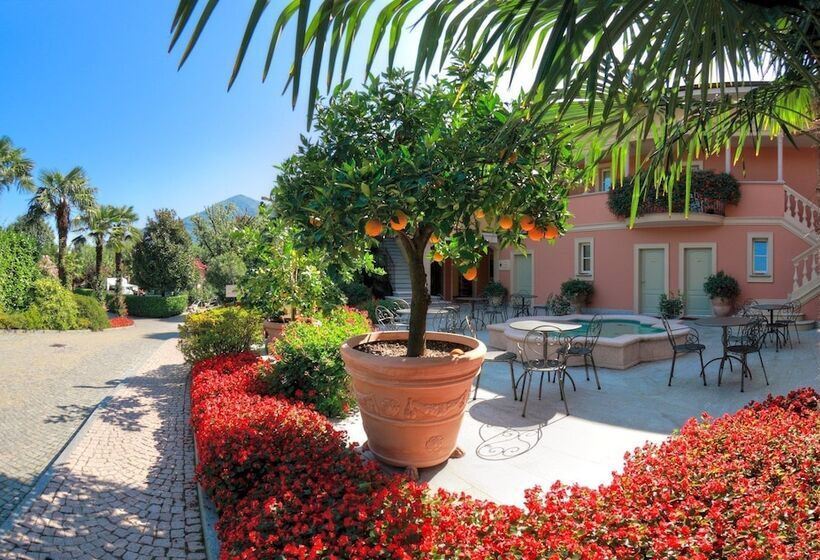 هتل Villa Delle Palme