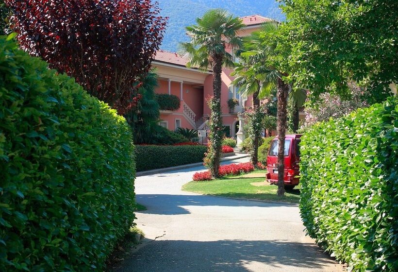 هتل Villa Delle Palme