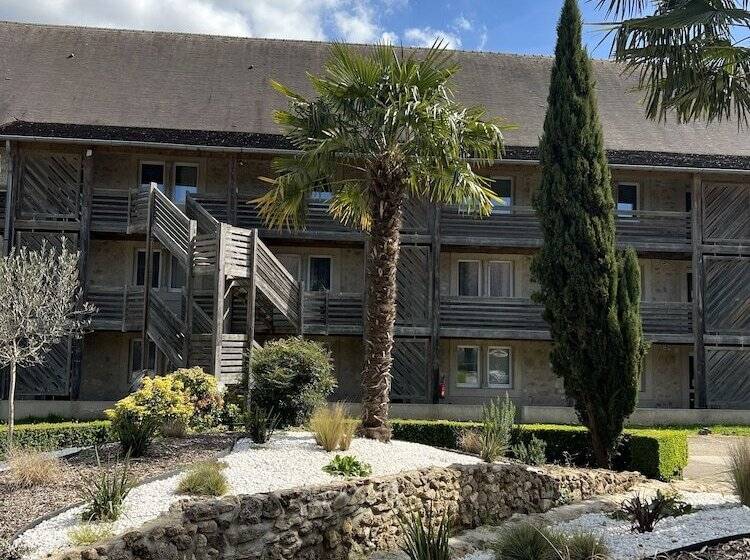 فندق Abbaye Du Golf De Lesigny