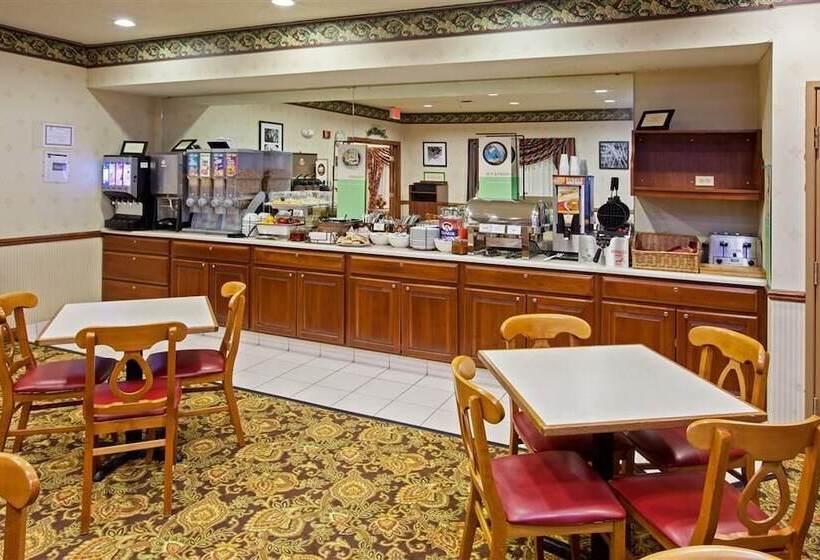هتل Americinn By Wyndham, Galesburg, Il
