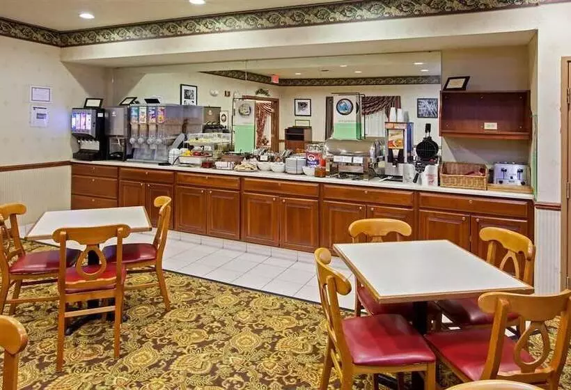 هتل Americinn By Wyndham, Galesburg, Il