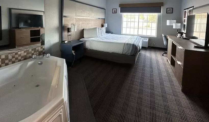 هتل Americinn By Wyndham, Galesburg, Il