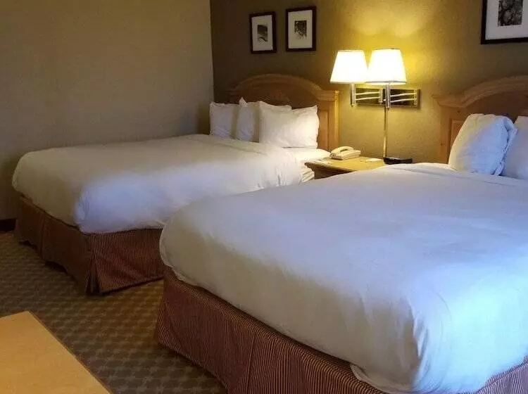 هتل Americinn By Wyndham, Galesburg, Il