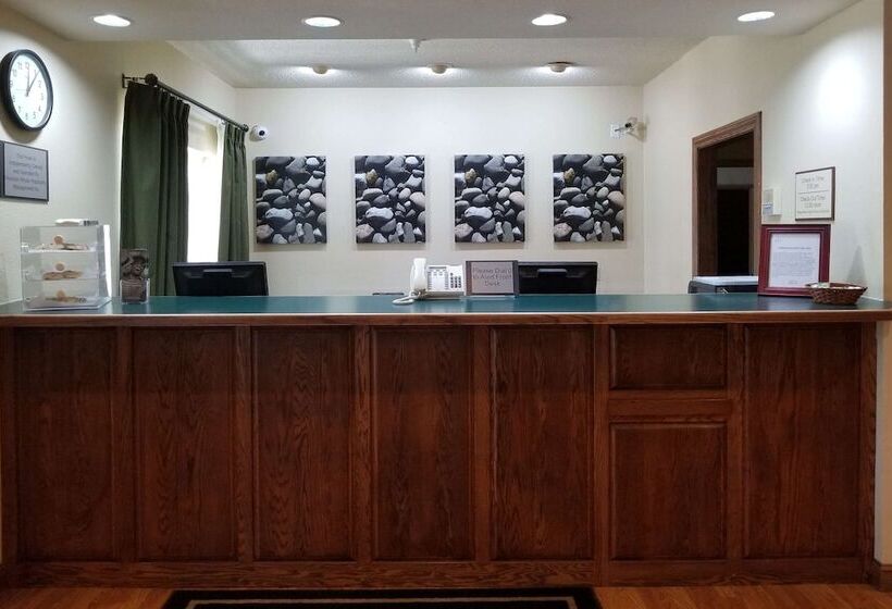 هتل Americinn By Wyndham, Galesburg, Il