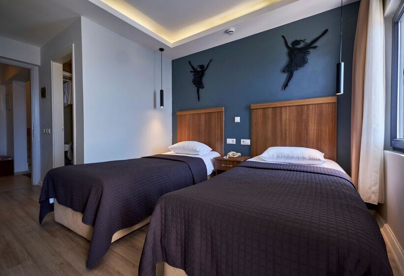 هتل Aqua Princess