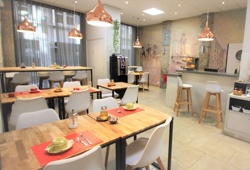 Отель Best Western Lyon Saint Antoine