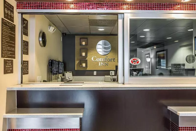 هتل Comfort Inn Los Angeles Near Hollywood