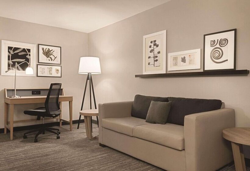 هتل Country Inn & Suites By Radisson, Dubuque, Ia