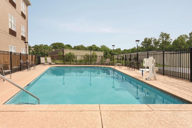 فندق Country Inn & Suites By Radisson, Nashville Airport East, Tn