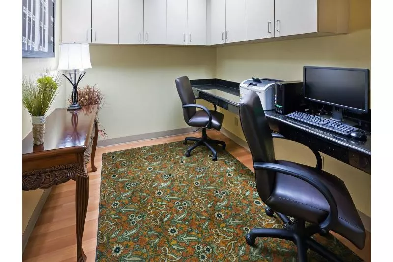 ホテル Country Inn & Suites By Radisson, Oklahoma City At Northwest Expressway, Ok
