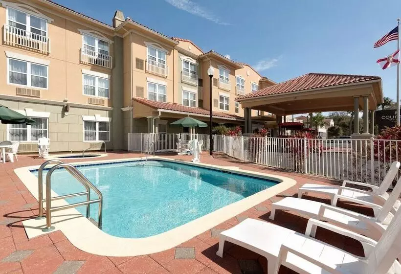 Отель Country Inn & Suites By Radisson, St. Augustine Downtown Historic District, Fl