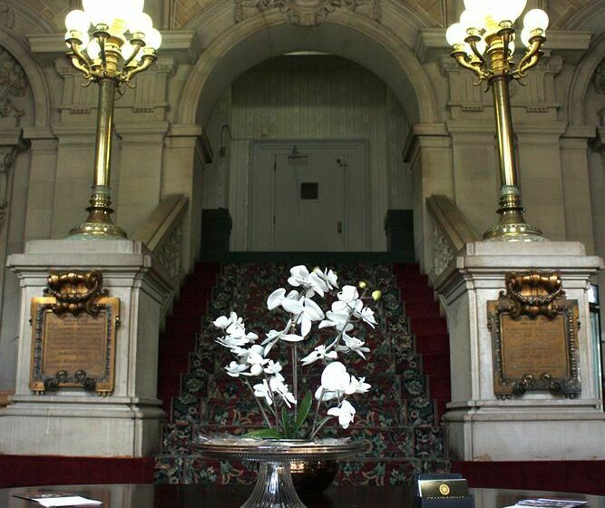 Hotel Grand Royale Clarion Collection