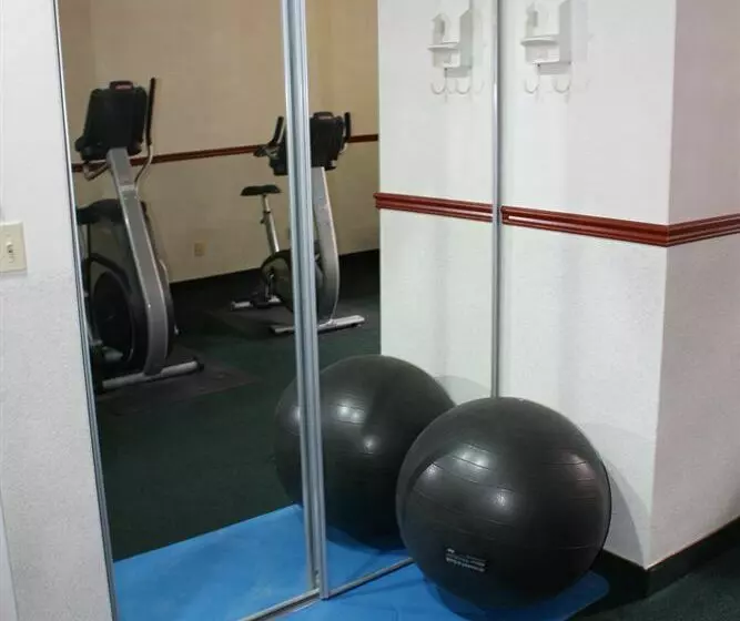 هتل Grand Royale Clarion Collection