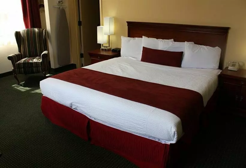 هتل Grand Royale Clarion Collection