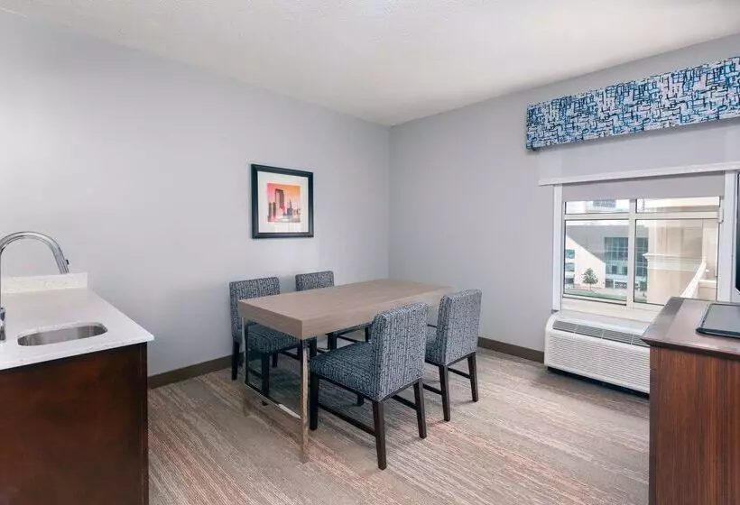 ホテル Hampton Inn Charlotteuptown