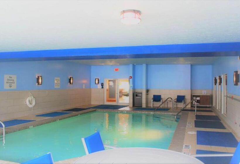 בית מלון כפרי Holiday Inn Express & Suites Indianapolis North Carmel, An Ihg