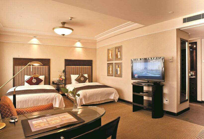 ホテル Howard Johnson Ginwa Plaza