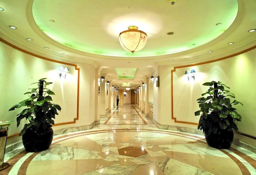 ホテル Howard Johnson Ginwa Plaza