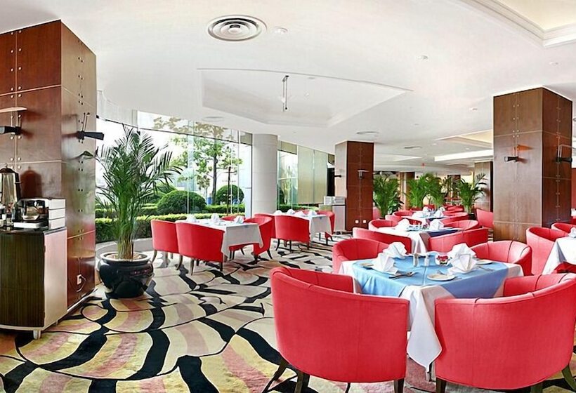 ホテル Howard Johnson Ginwa Plaza